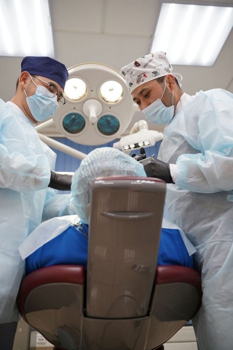 Синус-лифтинг и костная пластика