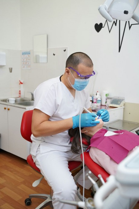 Имплантация зубов верхней и нижней челюсти